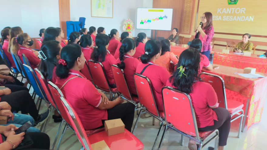 Kegiatan Pembinaan Siklus Hidup dan Penerapan Program 6 SPM Kader Posyandu Se - Desa Sesandan
