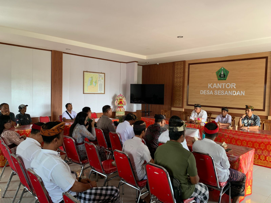 Acara Pisah Kenal kepala Urusan Tata Usaha dan Umum Desa Sesandan